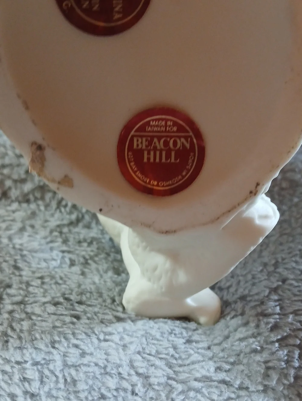 Vintage Beacon Hill Ceramic Figurine Base with Red Maker Labels